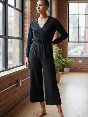 GSTO women jump suit size M (A1)